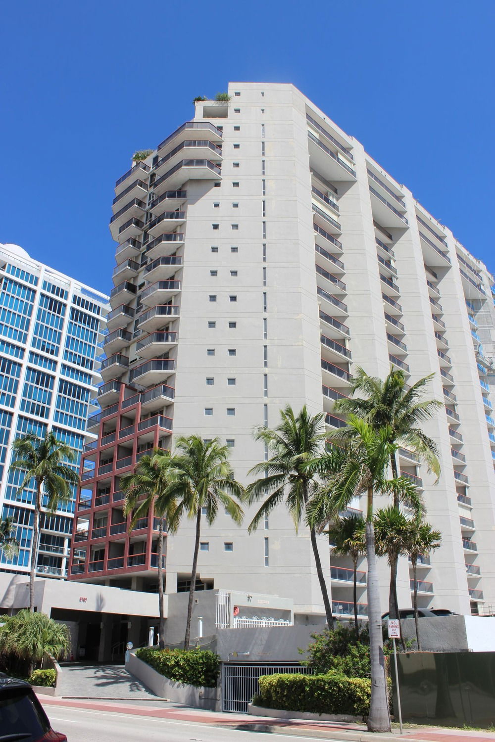 The Sterling  photo 2